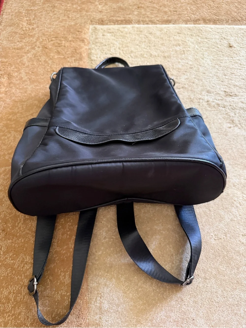 Younne Men's Black Nylon Backpack
